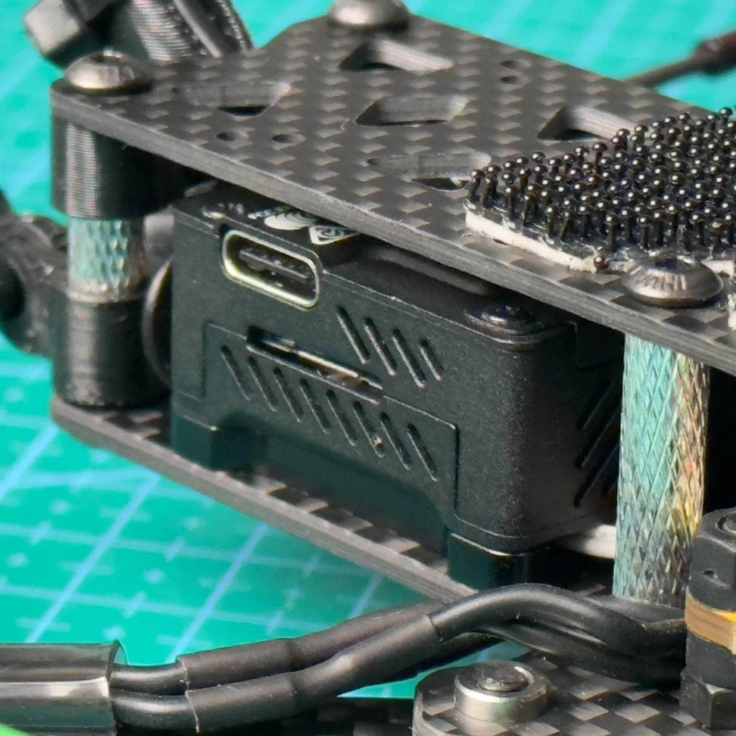 NewBeeDrone DJI O3 Air Unit 20x20 Adapter Mount - Image 4